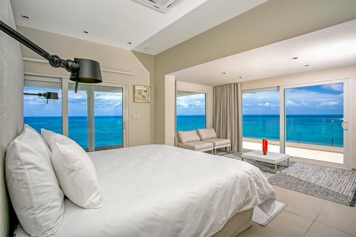 Luxury Villa Rental St Martin - Luxury bedroom 1